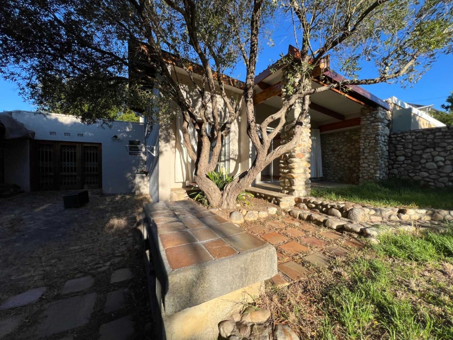 To Let 3 Bedroom Property for Rent in La Colline Western Cape